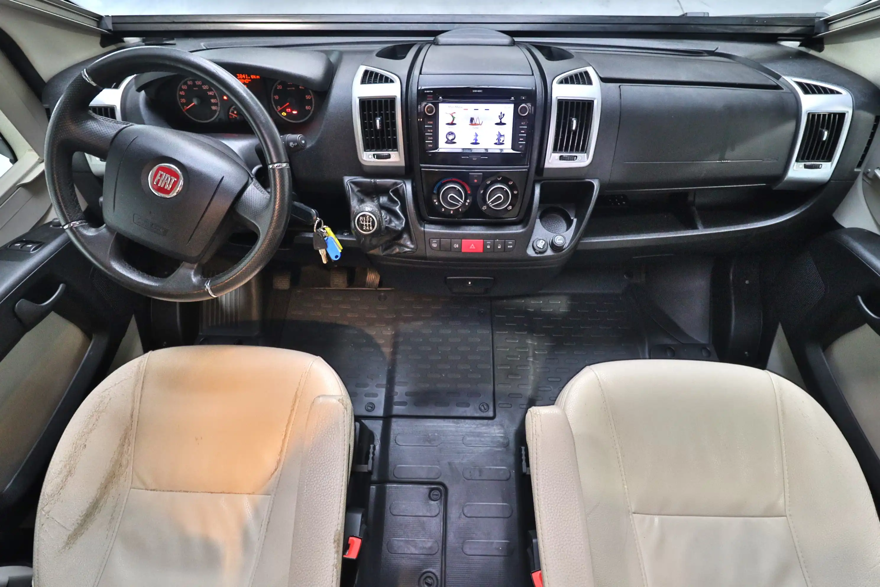 BUERSTNER Nexxo T 685 FiftyFive